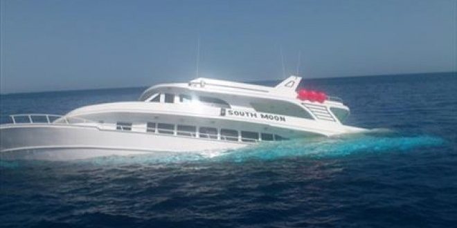 نيودريم مركب سفاري بحرييتعرض لحادث غرق في منطقة شعاب الشرم جنوب مرسى علم