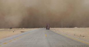 موجة من الطقس السيئ تضرب الغردقة .. انخفاض الرؤية وارتفاع في درجات الحرارة