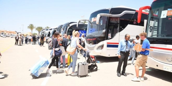 الموسم السياحى انطلق بخطوات ناجحة بمرسى مطروح