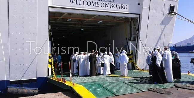 مغادرة آخر أفواج حجاج البر ميناء نويبع على متن العبارة آيلة اليوم