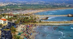 أزمة السياحة اللبنانية متواصلة .. والأسعار نار ودولرة رواتب الموظّفين