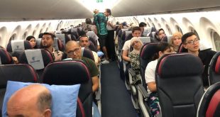 مصر للطيران تبدأ تسيير رحلات من نابولي وكاتانيا الإيطالية إلى شرم الشيخ