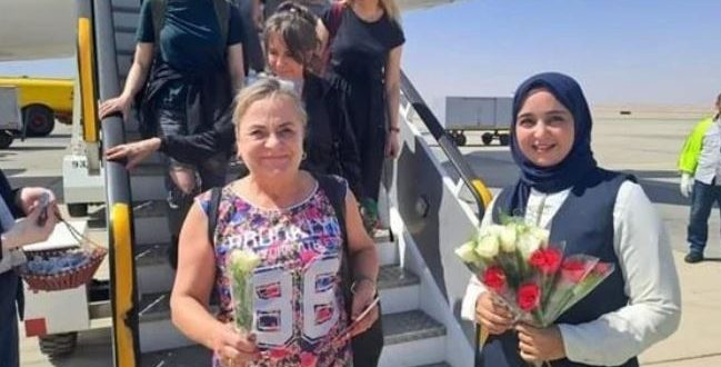 مدينتان بمحافظة البحر الأحمر تستقبل 33 ألف سائح على متن 182 رحلة طيران