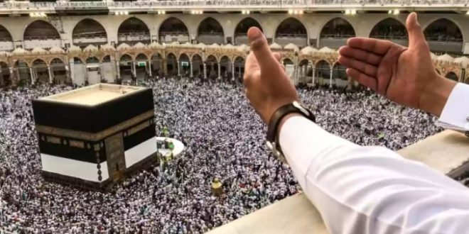 وزارة الحج السعودية تبدأ في إصدار التأشيرات الإلكترونية للعمرة