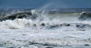 إنذار بحري جديد .. الأرصاد الجوية تحذر من اضطراب بحركة الأمواج بالإسكندرية