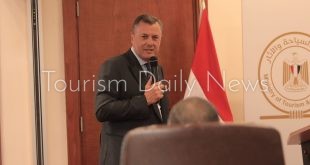 السياحة تبدأ ترشيد الكهرباء وتطبق قرار رئيس الوزراء.. العمل من البيت الأحد