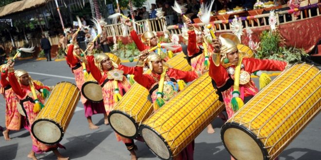 "ويب 3" هل يحمي تراث إندونيسيا الثقافي؟ .. حكايات الحرفيين عن السياحة