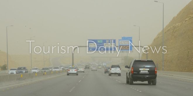 استمرار ارتفاع درجات الحرارة ورياح مثيرة للأتربة على السواحل بجازان وعسير