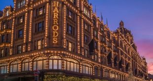 متاجر هارودز تلقي باللوم على ضريبة السياحة لردع المتسوقين الأثرياء الأجانب