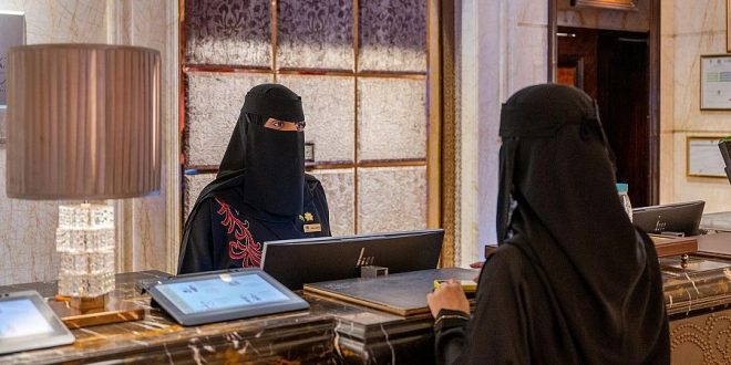 66.8 ألف امرأة سعودية تعمل في المنشآت السياحية