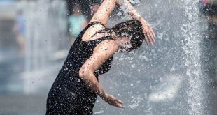 أوروبا تبدأ تخفيف أعباء السياحة المفرطة ومواجهة التغيرات المناخية