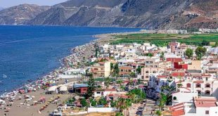 استقصاء أجرته مجموعة سنيرجيا يكشف : نصف المغاربة يريدون السياحة الوطنية