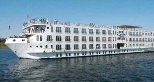 لقلة أراضى الاستثمار السياحى بالأقصر وأسوان .. تكدس فى الفنادق العائمة