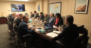 السياحة تبحث تقنين أوضاع الكيانات غير الشرعية التي تنظم برامج