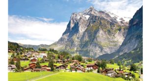 شاموني تطلب تدابير حماية .. سياحة مفرطة ومسارات للتنزه العائلي