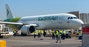 هبوط أول طائرة قادمة من سلطنة عُمان بمطار بغداد بعد توقف لأكثر من 20 عاماً