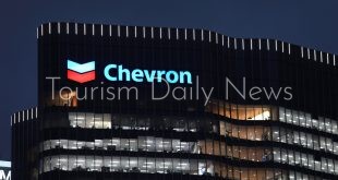 عمال شيفرون يمددون إضراباتهم لمدة 24 ساعة لليوم الثاني