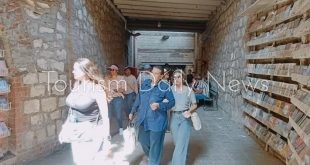 إقبال متوسط من السياح والمصريين على منطقة مجمع الأديان بمصر القديمة