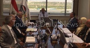 خطة "القابضة" لرفع كفاءة الشركات ومراجعة دورية للسياسات البيعية والتسويقية