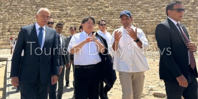 منطقة أهرامات الجيزة تستقبل وزير خارجية اليابان