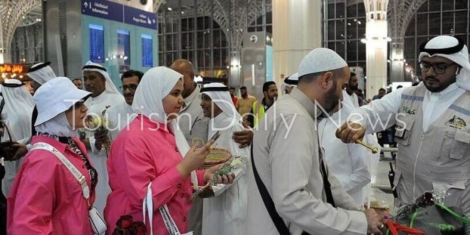 هل تستطيع الحكومة وقف عمرة الترانزيت ومواجهة السماسرة وأين وزارة السياحة ؟