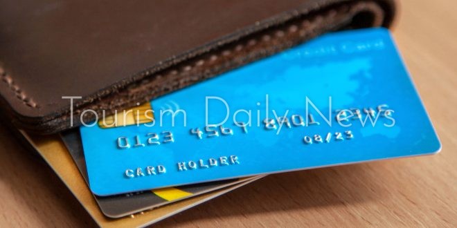  البنك المركزي المصري يفتح حدود استخدام البطاقة الائتمانية للسحب يالخارج