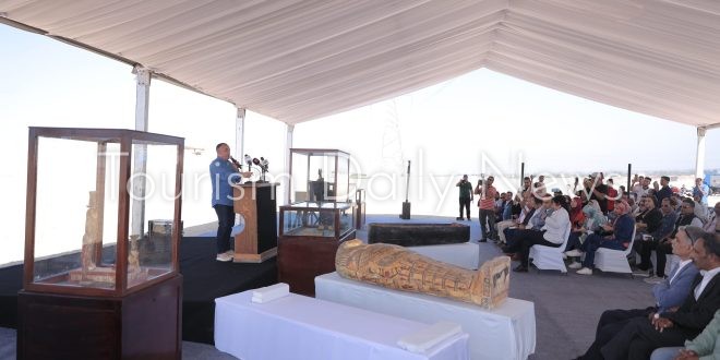 بيان وزارة السياحة حول كشف المنيا وجبانة كبار موظفي وكهنة الدولة الحديثة