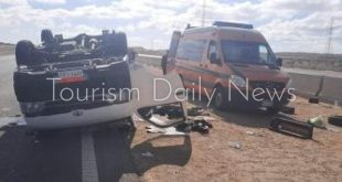 انقلاب سيارة ميكروباص بطريق مصر أسوان الزراعي