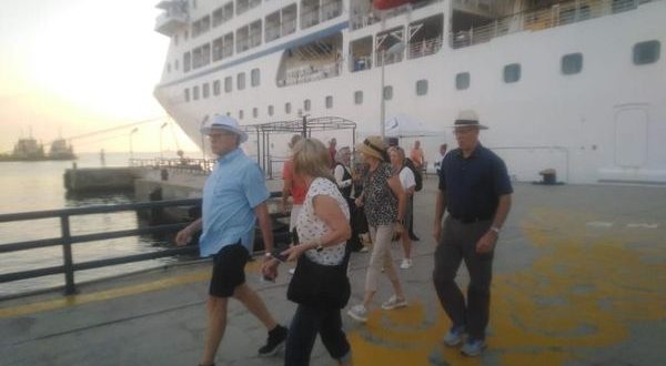 أداء استثنائي لحركة السياحة البحرية .. بورسعيد تستقبل السفينة NAUTTICA