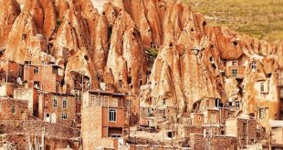 قرية كندوان الصخرية الإيرانية ضمن قائمة أفضل القرى السياحية بالعالم