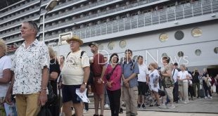 السفينة السياحية Resilient lady تصل ميناء بورسعيد على متنها 3150 راكباً