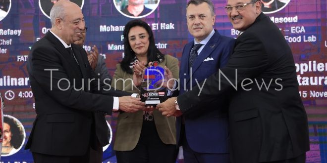 عيسى يشارك في ختام معرض تجهيزات الفنادق والمنشآت HACE HOTEL EXPO 2023