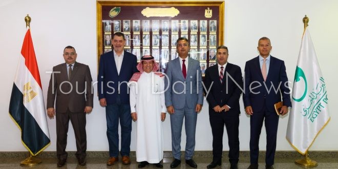 بريد مصر يستقبل ناقل إكسبرس السعودية لبحث التعاون الاستثماري