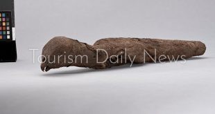 متحفا وانجانوى وساوث ايلاند بنيوزيلاندا يردان قطع أثرية مصرية مهربة