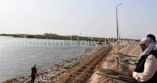 نائبة محافظ أسوان تتابع الممشى السياحي في مدينة أبو سمبل السياحية