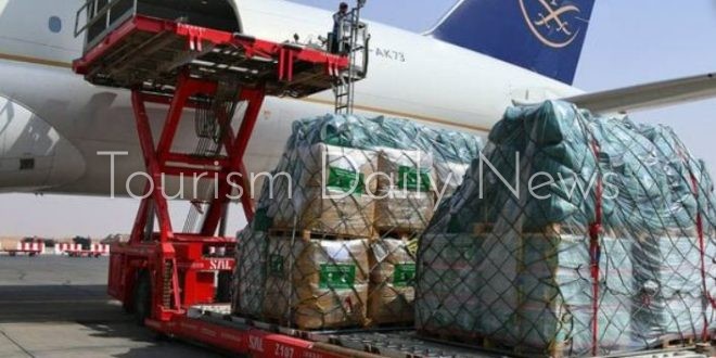 وصول 7 طائرات مساعدات من قطر وتركيا والسعودية وعمان والإمارات لمطار العريش