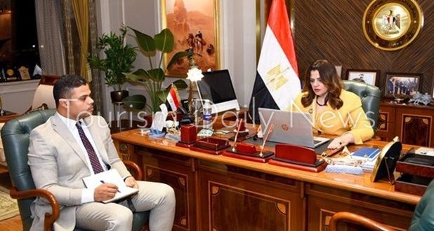 وزيرة الهجرة تجتمع بمستثمري مصر المغتربين مؤسسي الشركة الاستثمارية بالخارج