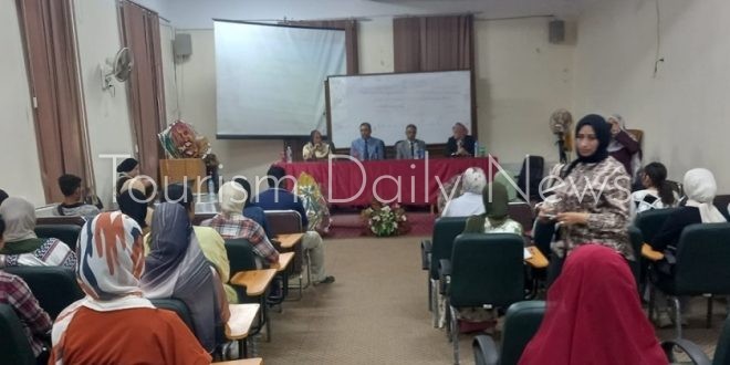 تنشيط السياحة تنظم ندوة لطلاب جامعة أسيوط لتنمية الوعي