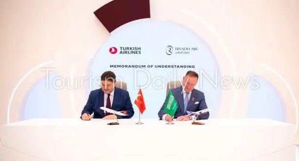 حزمة مزايا لعملاء طيران الرياض والخطوط التركية بعد توقيع مذكرة تعاون
