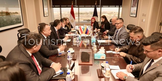 مصر تبحث تشغيل خط طيران مباشر بين مدينتي كاراكاس بفنزويلا والقاهرة