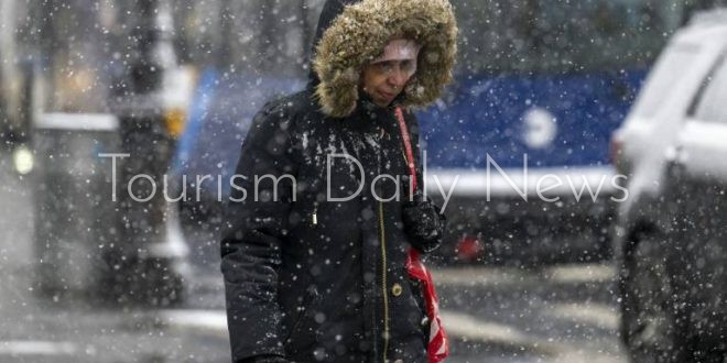 عواصف عنيفة تضرب أمريكا .. مصرع 50 شخصاً وانقطاع الكهرباء وفوضى بالطيران