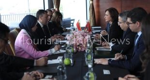 عيسى وفاطمة عمور بحثا دعم حركة السياحة بين مصر والمغرب وأزمة غزة