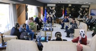 خلال زيارة وفد لجنة الإعلام والثقافة والآثار بمجلس النواب لمحافظ أسوان