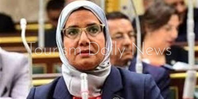 الطريق الصحراوي الغربي يواصل حصد الأرواح .. مصرع برلمانية وإصابة 5 أشخاص