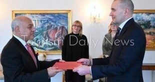 الرئيس الآيسلندي يكشف التعاون مع مصر في السياحة وحماية البيئة