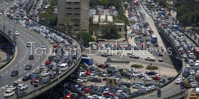 تباطؤ فى حركة السيارات بشارعي الهرم والسودان وكثافات بمشعل وكوبري أكتوبر