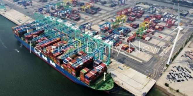 السياحة أكبر مساهم في تجارة الخدمات الصينية بقيمة 142.5 مليار يوان