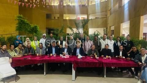 حمدي حسين يشارك في حفل الإفطار الجماعي للطلاب والعاملين بكلية الآثار