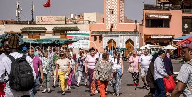 السياحة تقود تعديل نظرة وكالة ستاندرد آند بورز المستقبلية للمغرب لإيجابية