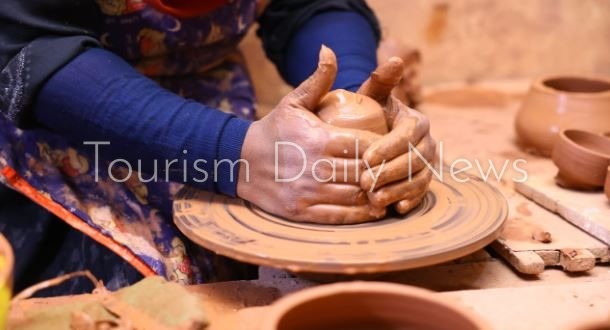 الأقصر تنظم معرضاً بمدينة إسنا لتسويق المنتجات التراثية والحرف اليدوية